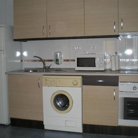 Apartamentos Turisticos Reyes Catolicos 사라고사 객실 사진